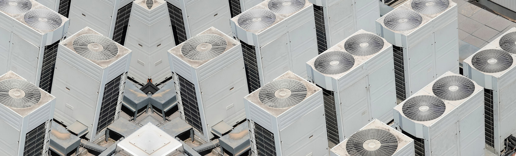 Several variable refrigerated flow units, with single and dual flow fans. 