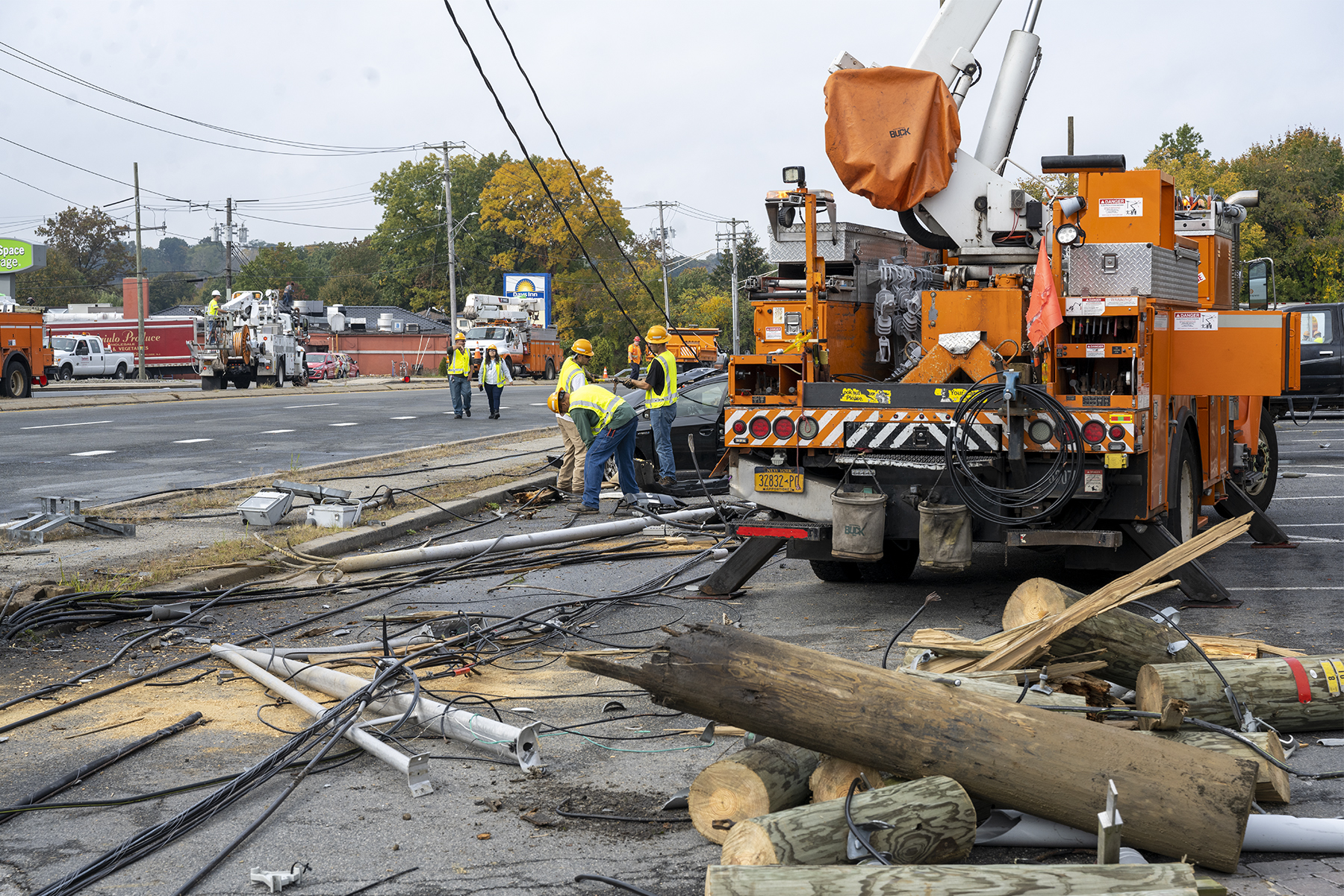 O&R crews clear broken poles from Rt. 59 accident scene in Nanuet